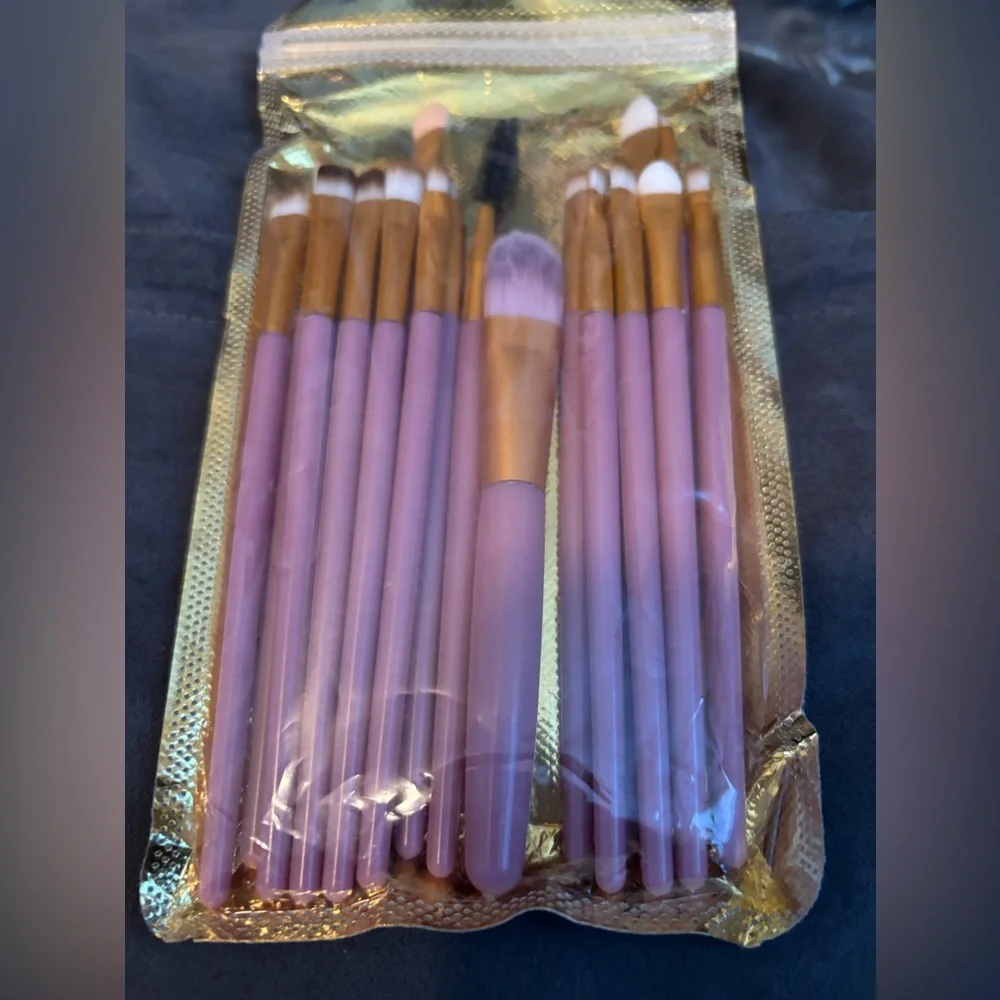 20 Piece Makeup Brush Set